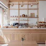 Elysée Montmartre Hotel