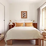 Elysee Montmartre Hotel