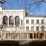 Elysee Montmartre Hotel