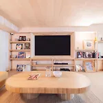 Elysee Montmartre Hotel