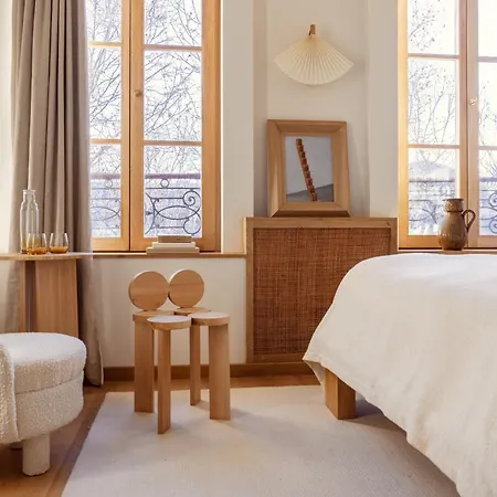 Elysée Montmartre 4* Parigi