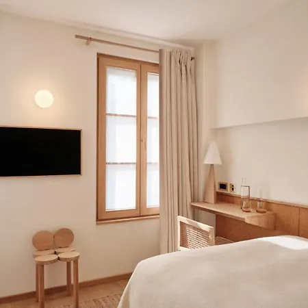 Hotel Elysée Montmartre
